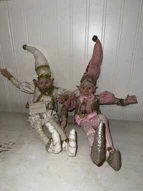 2 NWT Robert Stanley posable shelf sitter Christmas elf elves